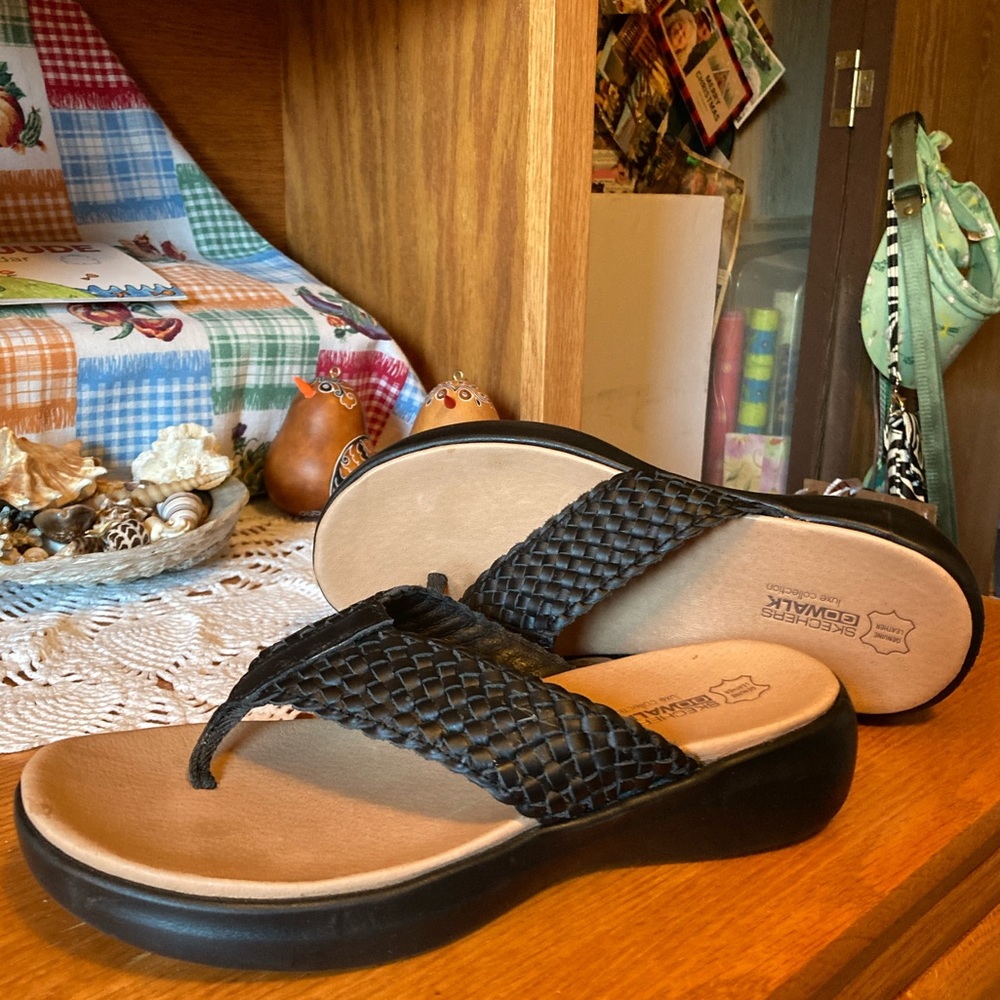 Sandals, w/Comfort, Skechers GoWalk Luxe Collection, Size 8, GEUINE LEATHER, NEW